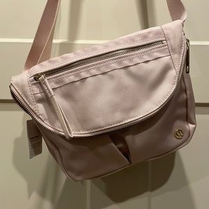 lululemon festival bag